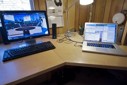 Dell Inspiron laptop audio settings showing HDMI audio output configuration on Windows 11 Dell Inspiron laptop audio settings showing HDMI audio output configuration on Windows 11