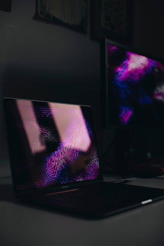 Dell G15 5530 workspace with display flickering issue