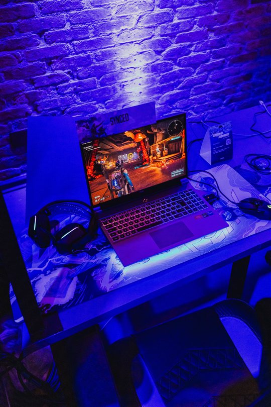 Acer Swift X AMD GPU gaming setup
